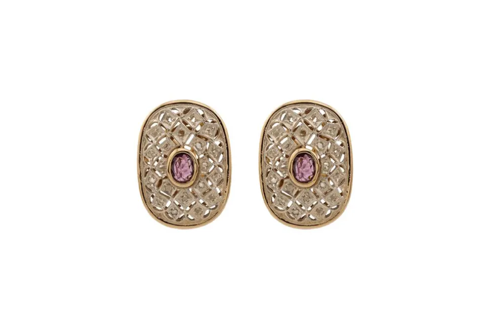 Boucles d'oreilles clips en or jaune et argent avec huit-huit diamants et améthystes