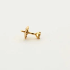 Boucles d’oreilles clou or jaune 18 carats sertie d’un diamant