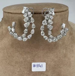 Boucles d’oreilles cocktail or blanc et diamants