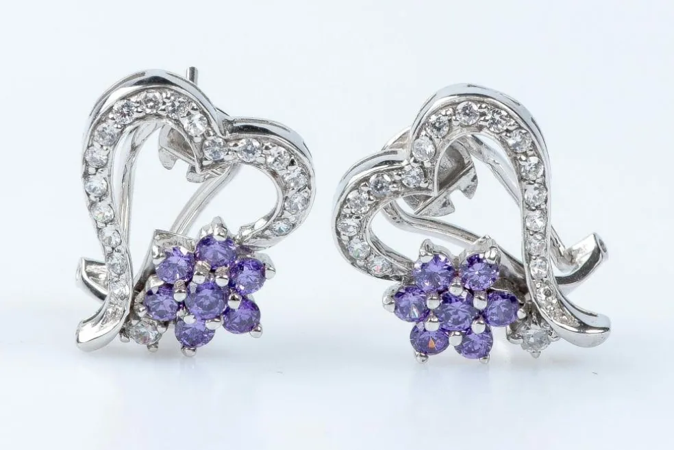 Boucles d'oreilles coeurs et fleurs en or blanc 18 carats