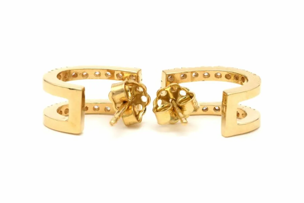 Boucles d'oreilles contemporaines en or jaune 18 carats serties de diamants "taille" brillant (+-0.45ct)
