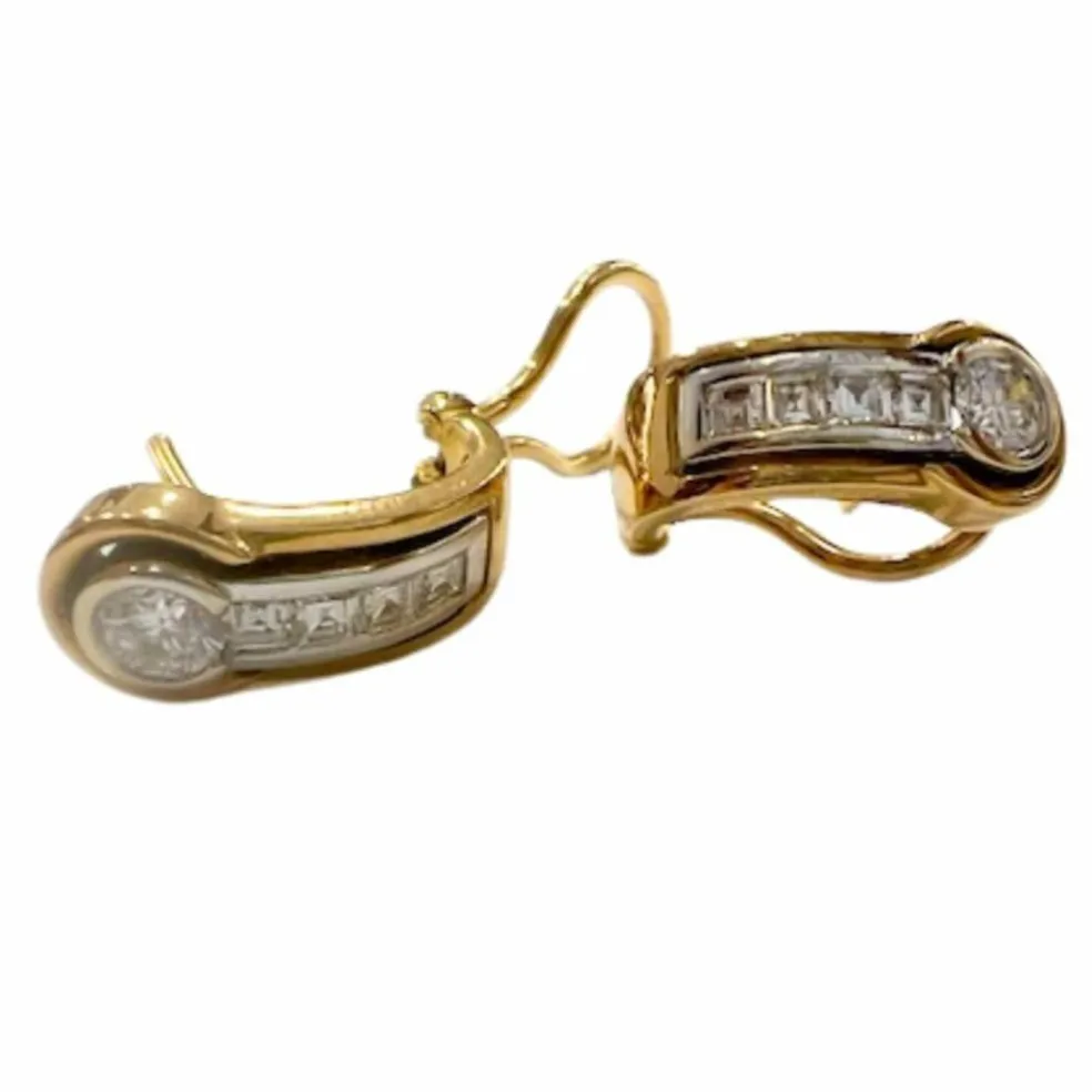 Boucles d'oreilles contemporaines or et diamants