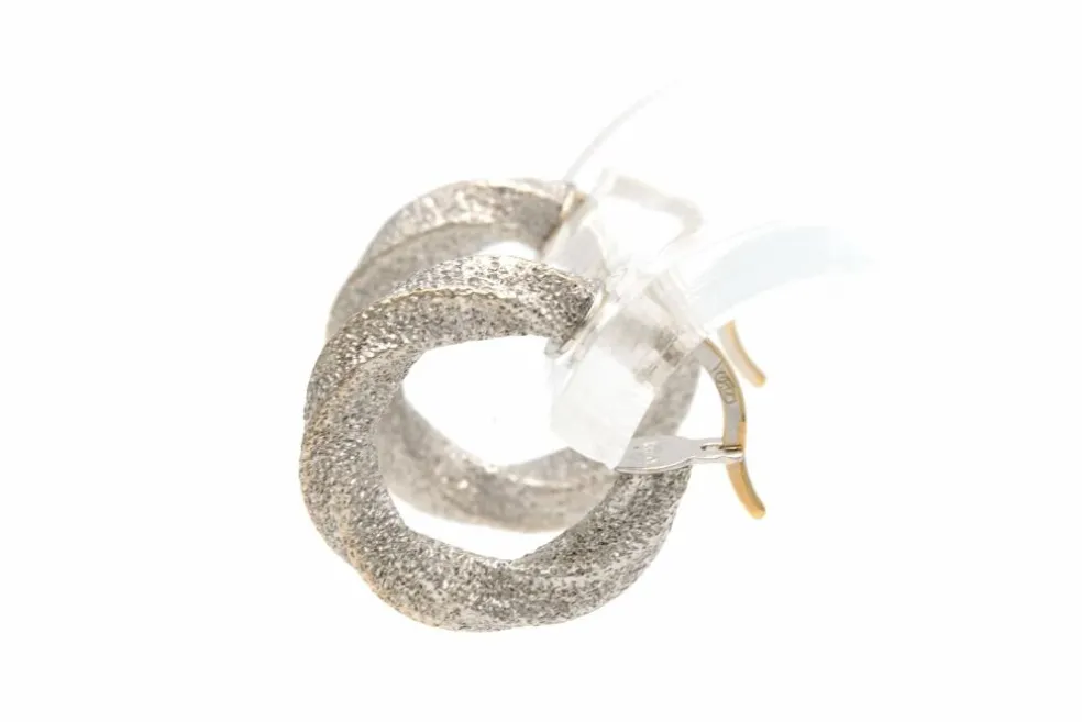 Boucles d'oreilles contemporaines en or blanc 18 carats