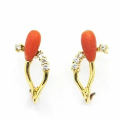 Boucles d'oreilles Corail Antique en Or Jaune