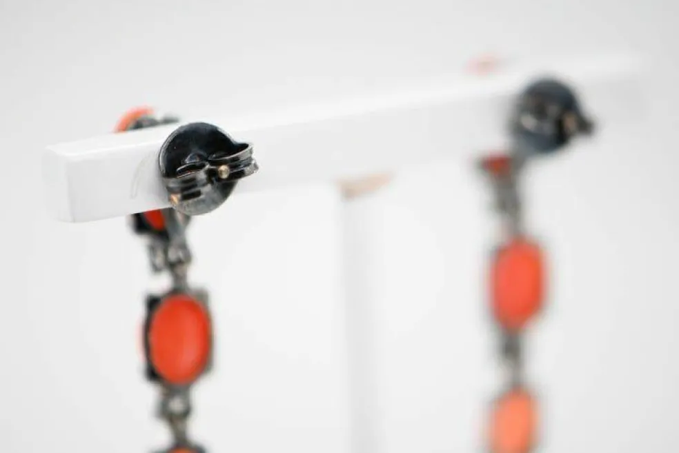 Boucles d'oreilles corail diamants Or noir