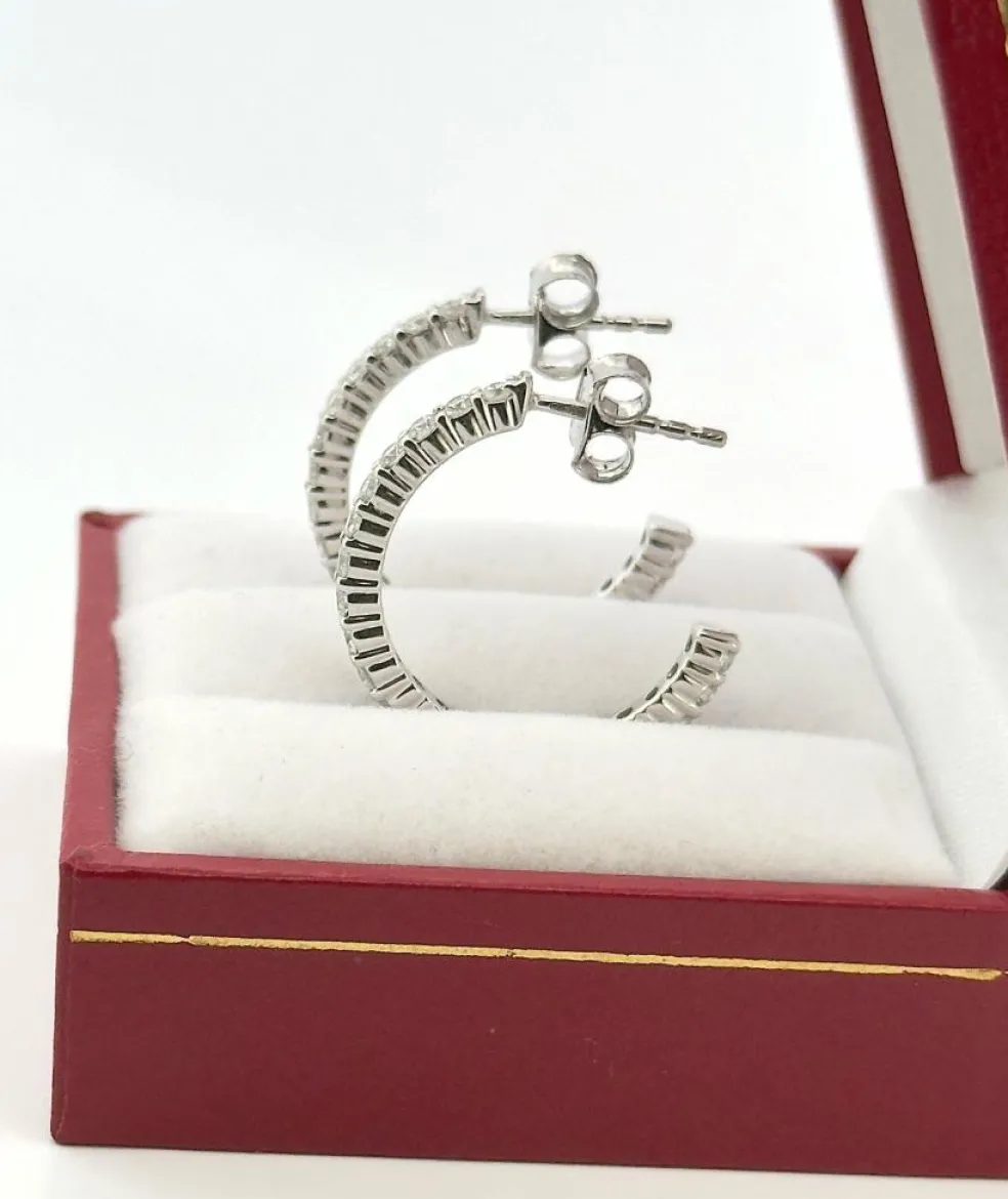 Boucles d’oreilles créole or blanc et diamants