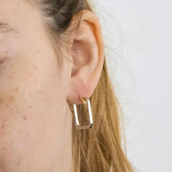 Boucles d'oreilles créoles carrées en or jaune et blanc