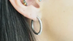 Boucles d'oreilles créoles en or blanc et diamants