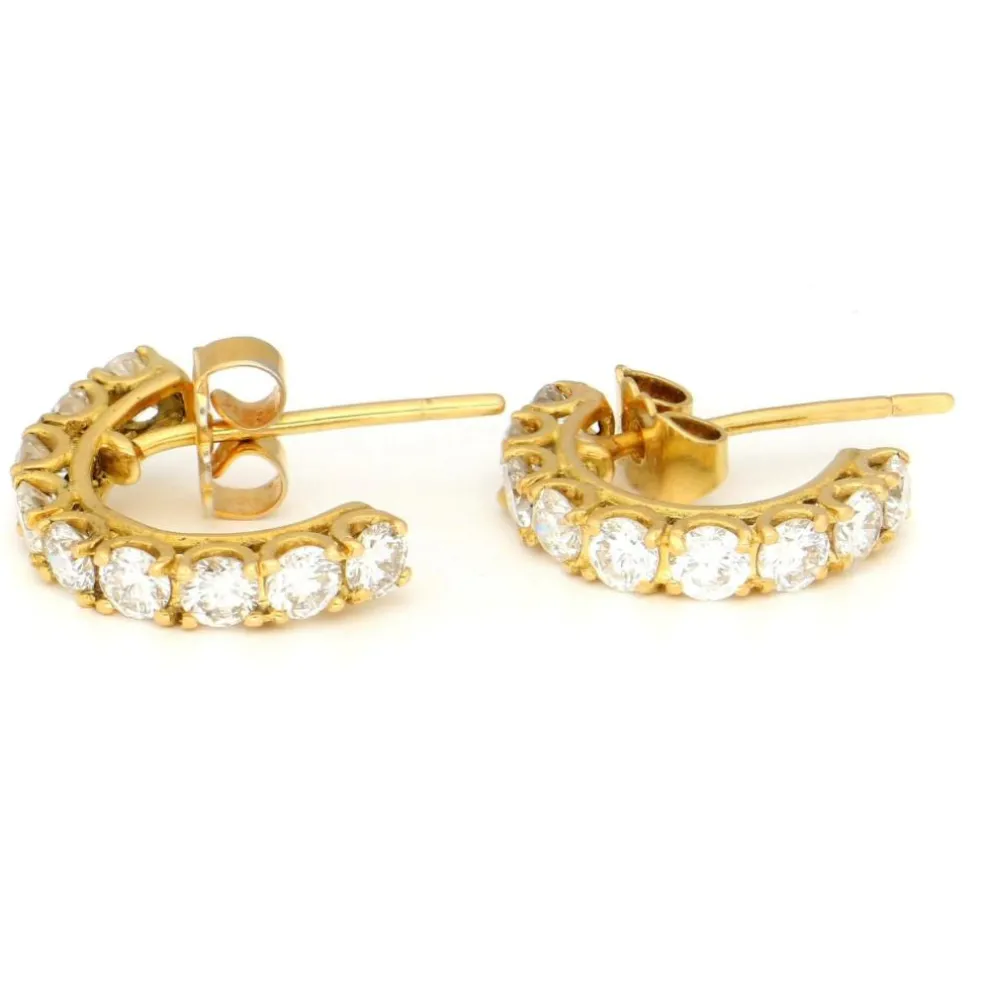 Boucles d'oreilles créoles en diamant