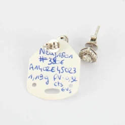 Boucles d'oreilles cœurs en Or blanc diamants