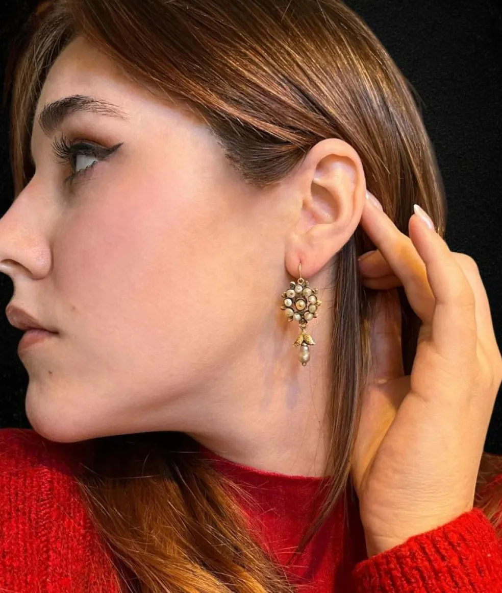 Boucles d'oreilles dalmates avec perles naturelles, XIXe siècle