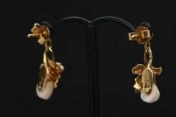 Boucles d'oreilles dents de biche en or blanc