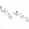 Boucles d'oreilles diamants et perles en or blanc