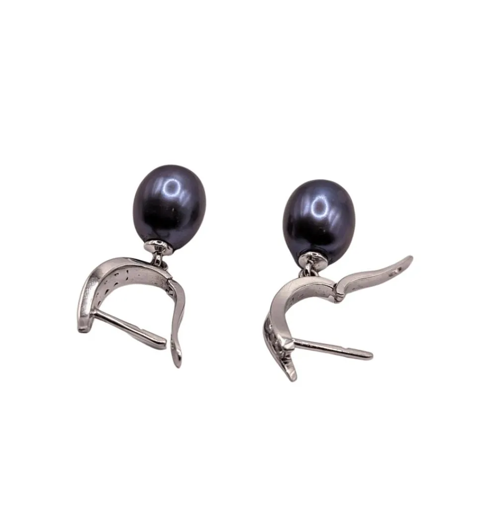 Boucles d'oreilles diamants et perles grises