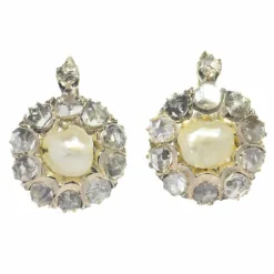 Boucles d'oreilles, diamants et perles naturelles