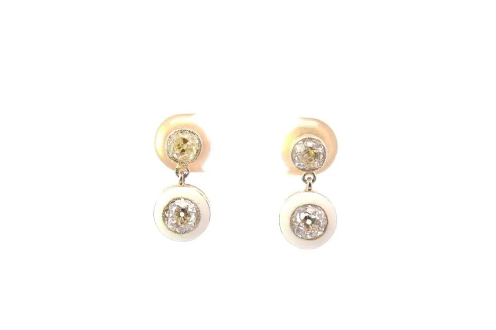 Boucles d'oreilles diamants, or, émail