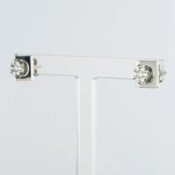 Boucles d'oreilles diamants géométriques
