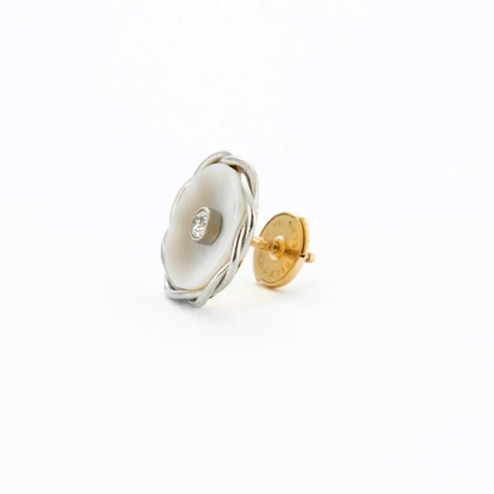 Boucles d'oreilles diamants nacre platine et or jaune
