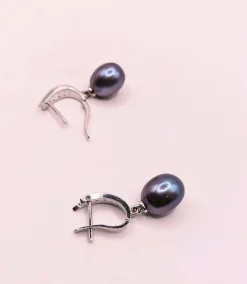 Boucles d'oreilles diamants et perles grises