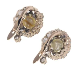 Boucles d'oreilles, diamants et perles naturelles