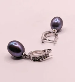Boucles d'oreilles diamants et perles grises