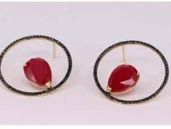 Boucles d'oreilles diamants noirs et rubis