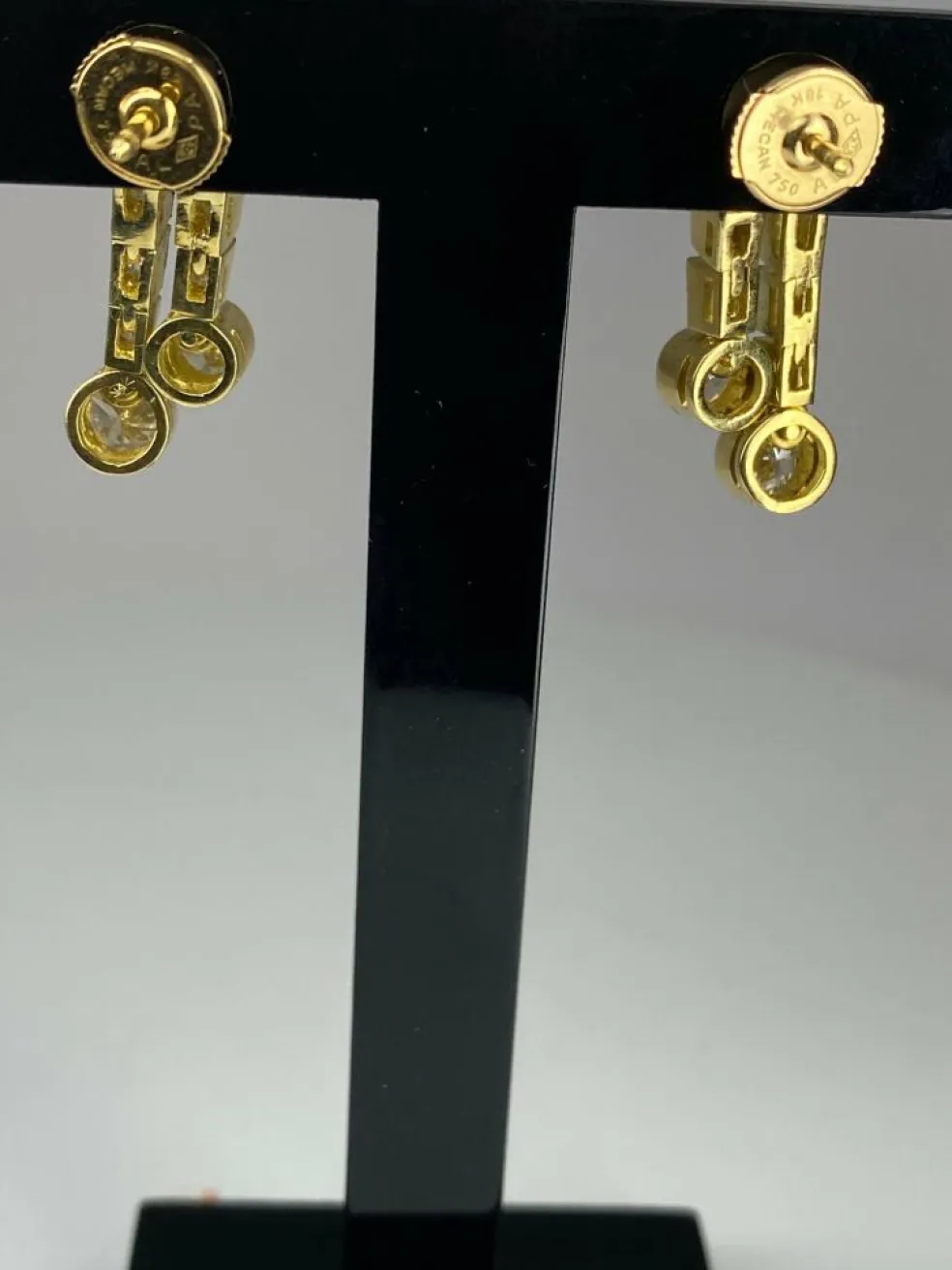 Boucles d’oreilles, diamants