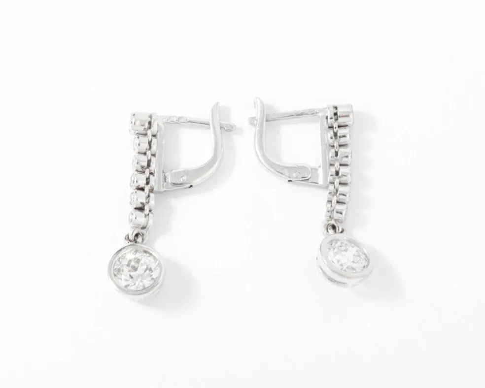 Boucles d'oreilles Dormeuses platine diamants