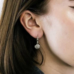 Boucles d'oreilles dormeuses Art Déco diamants