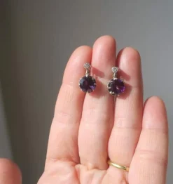 Boucles d’oreilles dormeuses améthyste or et argent