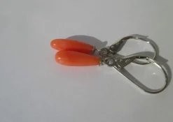 Boucles d’oreilles dormeuses pendantes or blanc corail