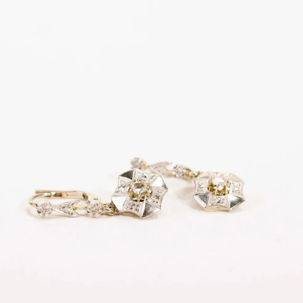 Boucles d'oreilles dormeuses Art Déco diamants