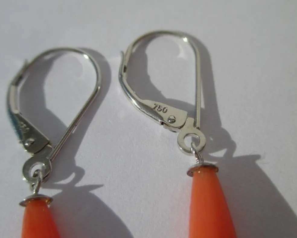 Boucles d’oreilles dormeuses pendantes or blanc corail