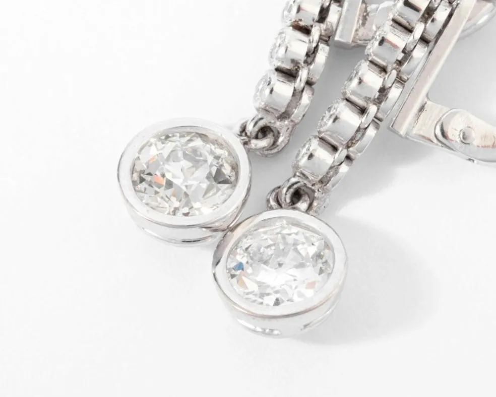 Boucles d'oreilles Dormeuses platine diamants