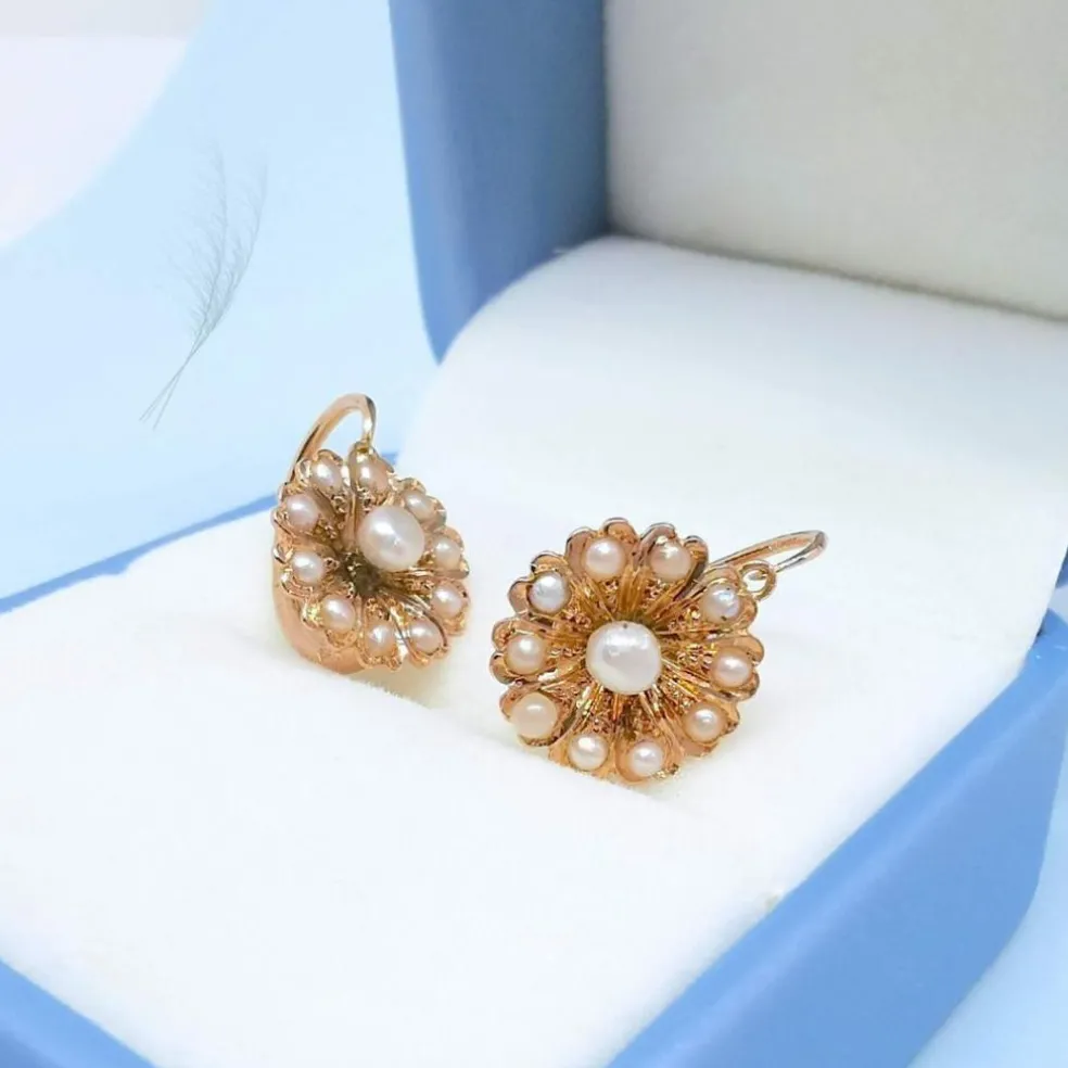 Boucles d'oreilles Dormeuses anciennes Perles de culture Or Rose 18 K