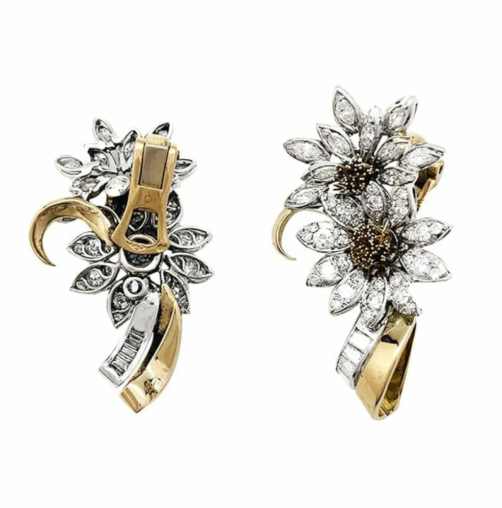 Boucles d'oreilles, "Edelweiss", en or jaune, platine et diamants.