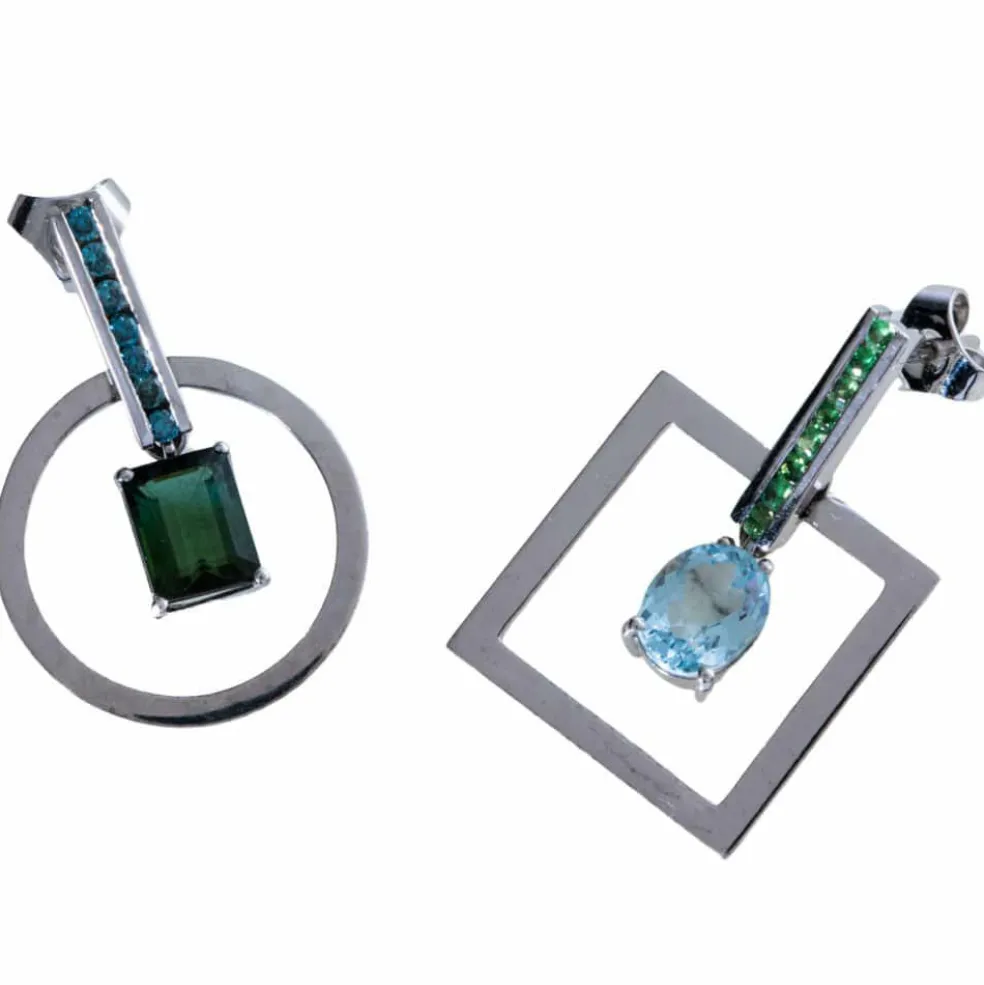 Boucles d'oreilles en aigue-marine, tourmaline, tsavorite et diamant bleu