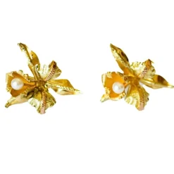 boucles d'oreilles en or avec perles