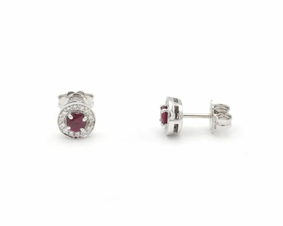 Boucles d'oreilles en or avec 0,63 rubis et diamants carat