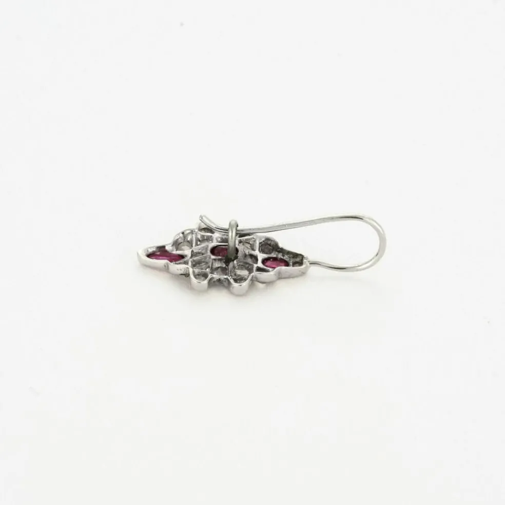 Boucles d'oreilles en or blanc diamants et rubis