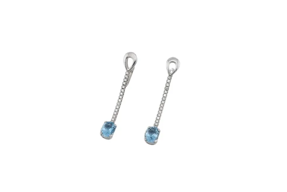 Boucles d'oreilles en or blanc avec diamants et aigue-marine