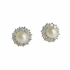 Boucles d'oreilles en or blanc perles et diamants