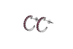Boucles d'oreilles en or blanc avec rubis