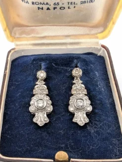Boucles d'oreilles en or blanc et diamants