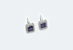 Boucles d'oreilles en or blanc avec améthystes