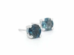 Boucles d'oreilles en or blanc avec topaze