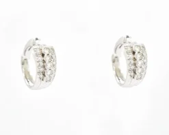 Boucles d'oreilles en or blanc et diamants 0,60 ct