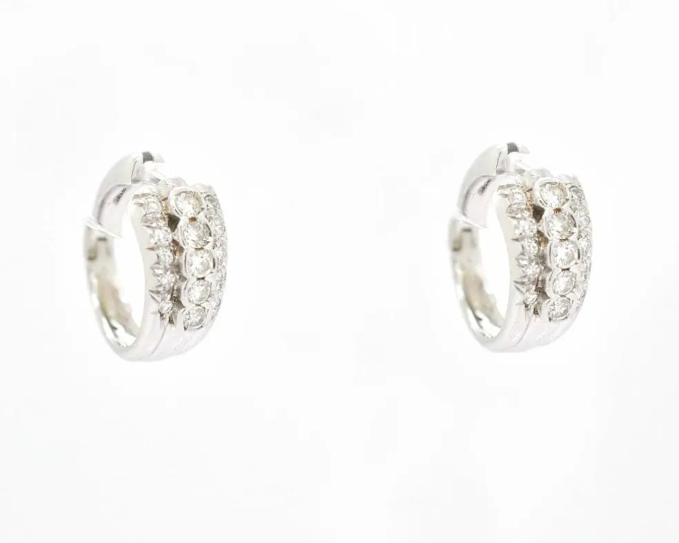 Boucles d'oreilles en or blanc et diamants 0,60 ct