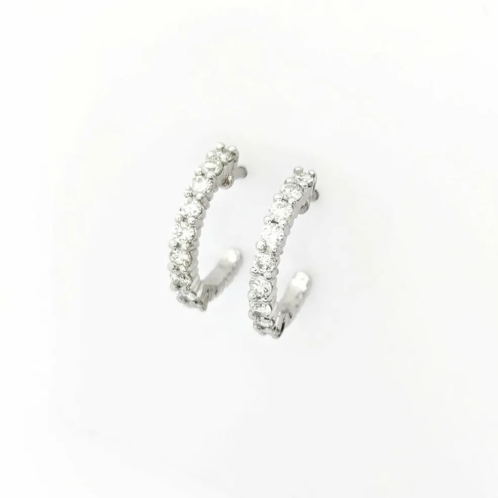 Boucles d'oreilles en or blanc et diamants