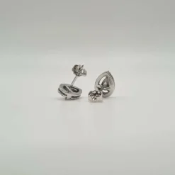Boucles d'oreilles en or blanc 18 carats serties de diamants naturels